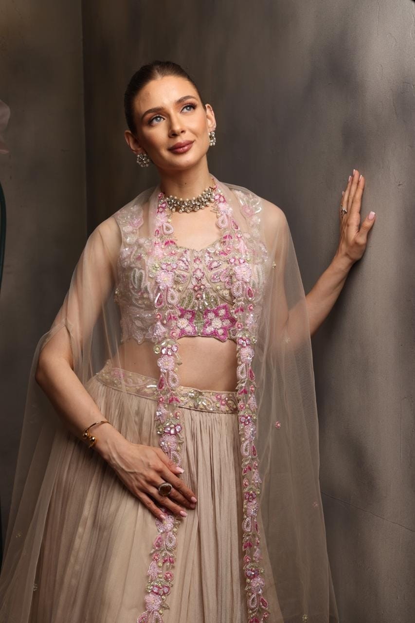 hand embroidery amazingly beautiful three peice set