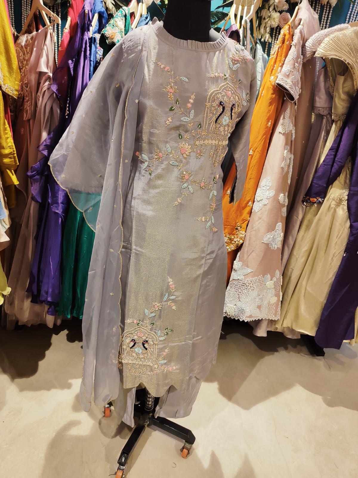 Silver Serenity Cape Style Kurta Set - Image 3