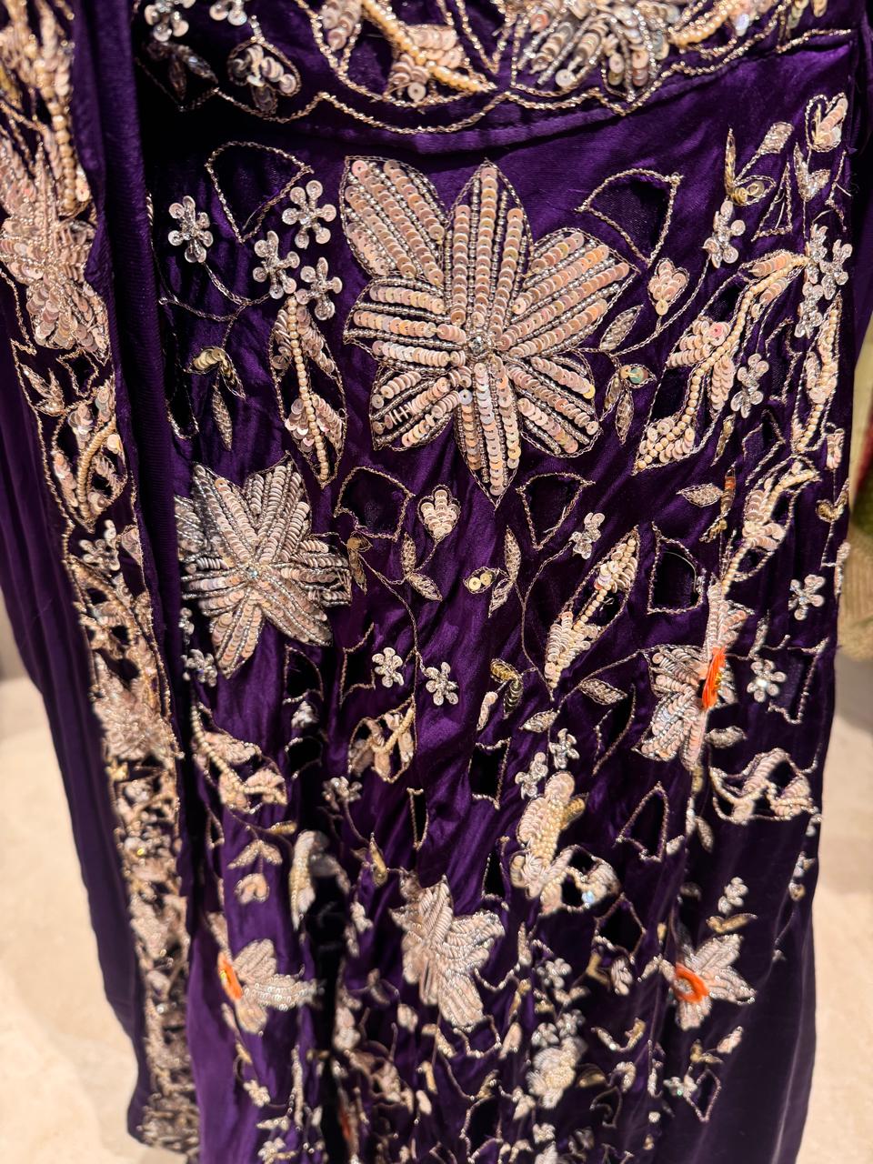 Floral Embroidered Draped Saree Set - Image 3