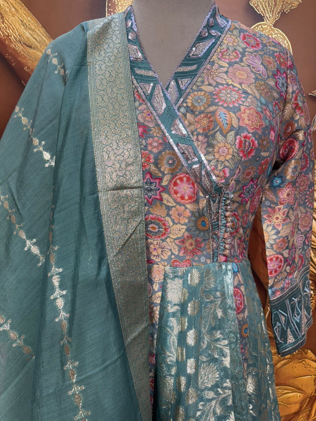 Emerald Heritage Anarkali Set - Image 3