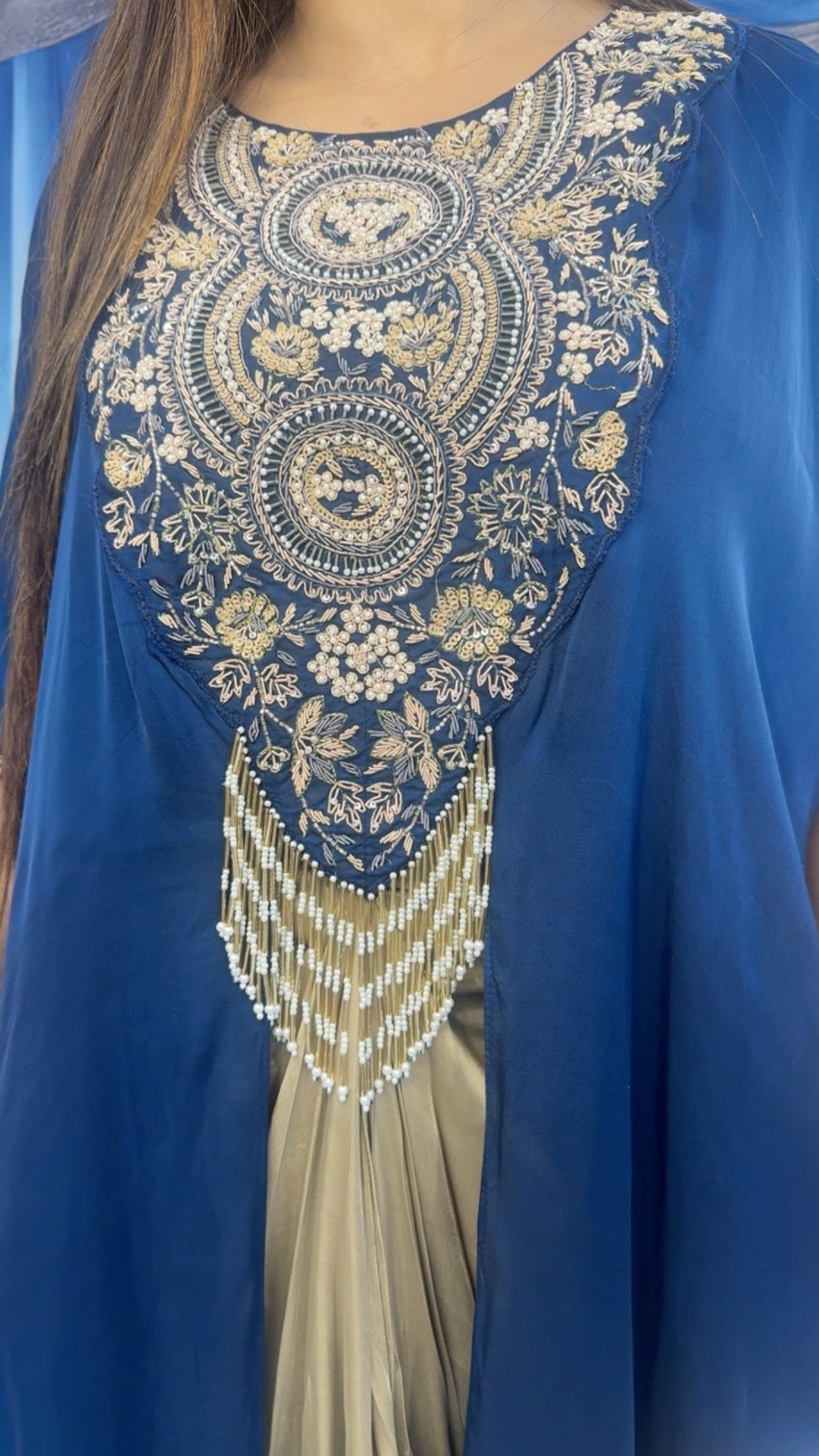 Luxe Cape Palazzo Outfit - Image 2